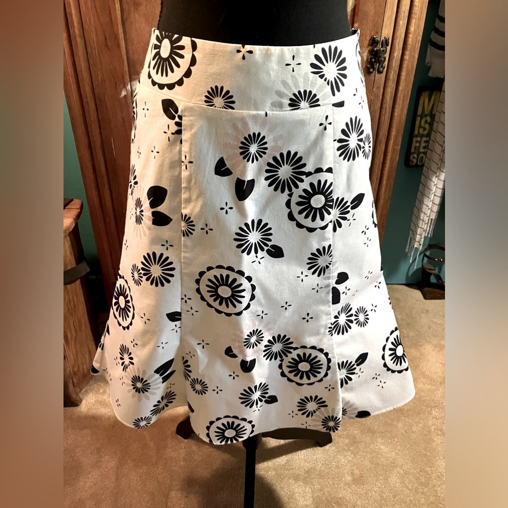 Gap Skirt size 8 Cotton Spandex Blend